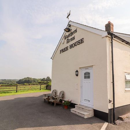 Butchers Arms Cottage Nercwys 外观 照片