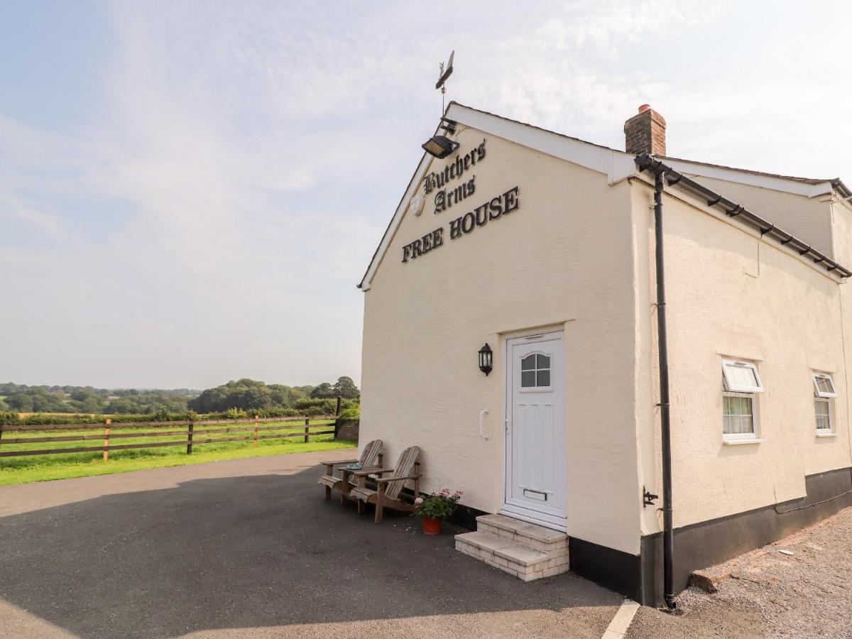 Butchers Arms Cottage Nercwys 外观 照片