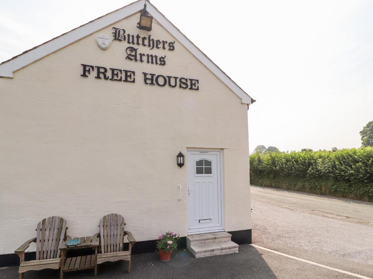 Butchers Arms Cottage Nercwys 外观 照片