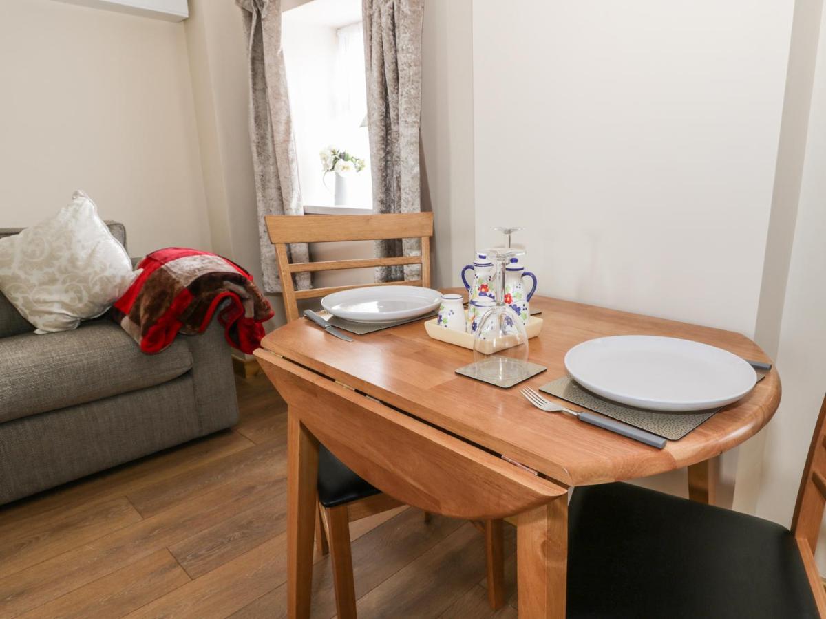 Butchers Arms Cottage Nercwys 外观 照片