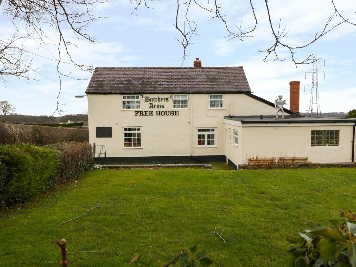 Butchers Arms Cottage Nercwys 外观 照片